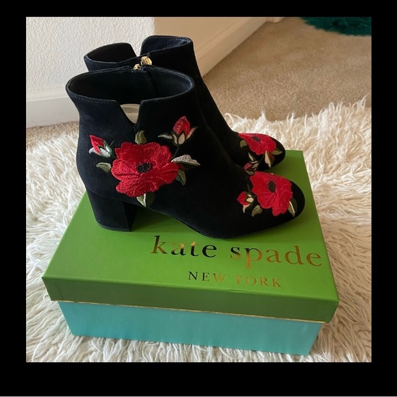 kate spade Shoes - KATE SPADE ‘LANGTON’ FLORAL BOOTIES SIZE 7.5 LIKE NEW